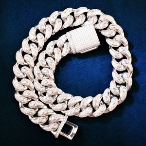 Collana da uomo in ottone con catena cubana a maglie larghe 20 mm con motivo a occhio di serpente, micro pavé di zirconi, accessorio da collo per rapper - Product Image 2