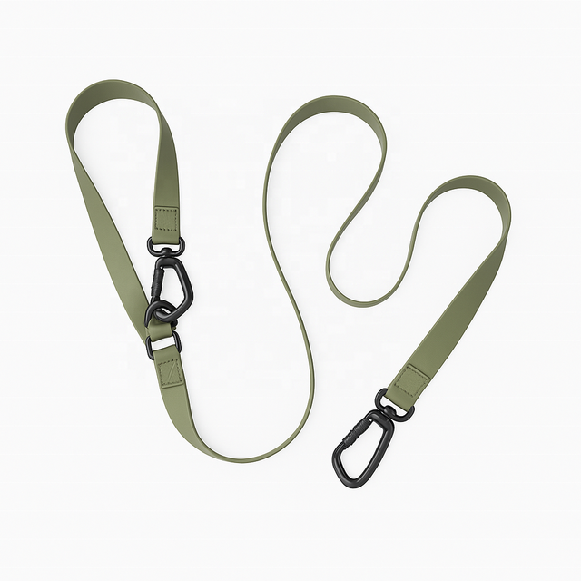 All Weather Resist Pvc Convertible Dog Leash Auto-locking Aviation Aluminum Carabiner Vinyl Coated Nylon Webbing Pet Dog Leash