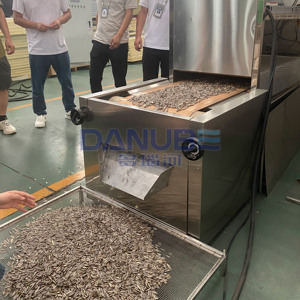 เครื่องอบแห้งและฆ่าเชื้อด้วยไมโครเวฟสำหรับเมล็ดแตงโมระดับมืออาชีพ - Product Image 6