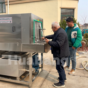 La machine à laver les paniers automatisée est hautement efficace, écologique et durable. Il n'exige pas de détergent. F - Product Image 5