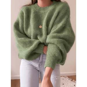 เสื้อสเวตเตอร์คอกลมเนื้อนุ่ม สีชมพูสดใส สำหรับผู้หญิง - Product Image 2
