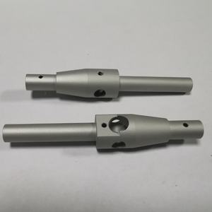 บริการเครื่องจักรซีเอ็นซีความแม่นยำสูงสำหรับชิ้นส่วนอุปกรณ์เครื่องจักรกลสแตนเลส 303/304 ที่ไม่ได้มาตรฐาน พร้อมบริการเจาะรูห้ารู - Product Image 3