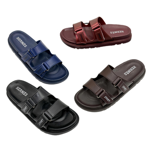 Venta al por Mayor en África y el Sudeste Asiático de Pantuflas con Doble Hebilla para Hombre y Mujer, MOQ 1800+, Directo de Fábrica, Suela Suave y Cómoda - Product Image 3