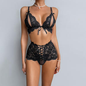 Completo intimo sexy da donna in pizzo nero per la casa: reggiseno push-up con spalline e pantaloni <span class=keywords><strong>a</strong></span> vita alta con apertura sulla gamba, set due pezzi - Product Image 1