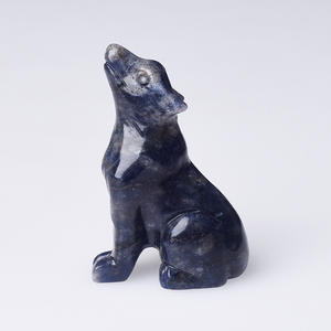 Scultura di Lupo in Cristallo Naturale, Pietra Energetica, Regalo di Natale per Decorazione Casa - Product Image 1