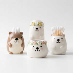 Bouteille d'essence en céramique Capybara mignonne avec bouchon, pot d'huile essentielle animalier couronné de fleurs, cadeau unique pour la décoration de spa pour elle - Product Image 4