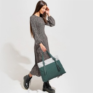 Sacs fourre-tout en coton réutilisables écologiques personnalisés avec logo imprimé et broderie lettre, pour les fêtes - Product Image 1