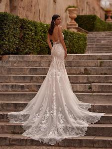 Luxe Paillettes Dentelle Appliques Perle Épaule Sexy Col En V Sirène Balayage Brosse Train Robes De Mariée - Product Image 3