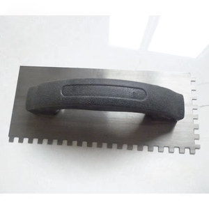 Truelle plate à lame en acier avec manche en plastique, bord carré, poignée ergonomique pour le plâtrage et les travaux de maçonnerie - Product Image 4