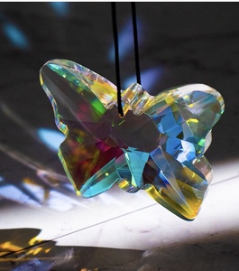 Figura de Mariposa Voladora de Cristal, Adorno de Cristal, Atrapasueños de Cristal con Efecto Arcoíris, para Colección o Regalo - Product Image 3