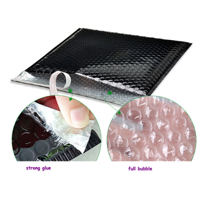 Biểu Tượng Tùy Chỉnh In Không Thấm Nước Tự Niêm Phong Poly Bưu Phẩm Màu Đen Bọc Bong Bóng Vận Chuyển Phong Bì - Product Image 5