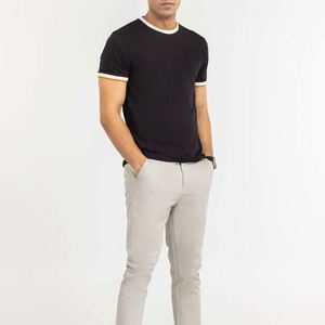Camiseta Moderna de Moda Urbana para Hombre |   Mezcla de algodón y poliéster con acabado suave |   Ropa Casual de Corte Regular |   Top Transpirable de 220g - Product Image 5