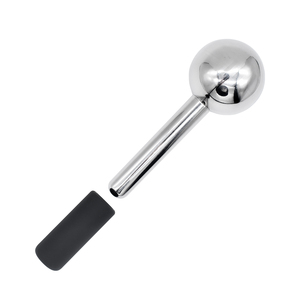 Masajeador de cara de ojos y cuerpo de refrigeración de acero inoxidable dorado personalizado, globos de hielo de silicona para reafirmar la pérdida de peso, faciales, manos, cabeza - Product Image 3