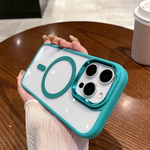 เคสใสกันกระแทกบางเฉียบพร้อมปุ่มโลหะเคลือบเงาสำหรับ iPhone 16 Pro Max รองรับการชาร์จไร้สายแบบแม่เหล็ก - Product Image 3