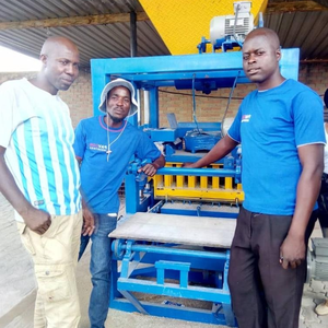 Macchina Semi-automatica QT4-24 per la Produzione di Blocchi di Pavimentazione in Calcestruzzo, Macchina per Mattoni Forati e Solidi, Piccola Macchina Ecologica per la Produzione di Mattoni - Product Image 6