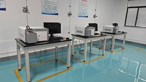 HXRF-QP880 휴대용 금속 해석기 분광계 광학적인 방출 분광계 - Product Image 4