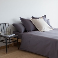 Couleur charbon de bois en gros 100% coton 300T satin armure écologique ajusté plat draps ensemble solide teint couvre-lits couvertures
