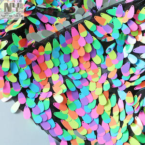 Nanyee Textile Espacio teñido Paillette Multi colores bordado Macaron Rainbow Seeds Drop Lentejuelas Telas - Product Image 3