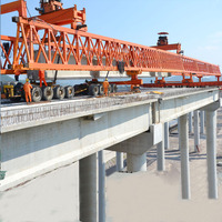 Erectora de vigas prefabricadas de doble viga tipo truss para instalación de vigas prefabricadas en viaductos urbanos