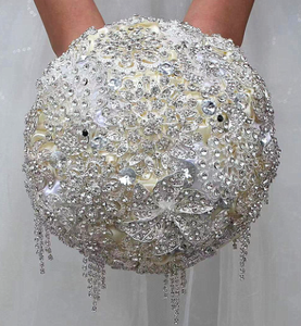 Nouveau <span class=keywords><strong>Bouquet</strong></span> <span class=keywords><strong>de</strong></span> Broche <span class=keywords><strong>de</strong></span> Mariage <span class=keywords><strong>de</strong></span> Luxe Strass Artificiel avec des cristaux Fleur <span class=keywords><strong>de</strong></span> Mariage - Product Image 2