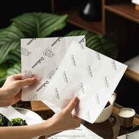 Papier sulfurisé en gros pour barquettes, idéal pour la cuisson domestique, l'emballage de poulet frit, de barbecue, de gâteaux et de snacks frits
