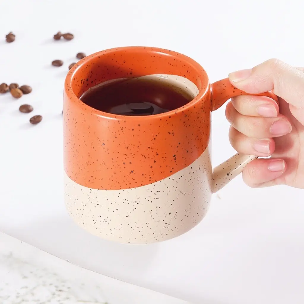 Benutzer definierte kreative Keramik Tasse schwangeres Modell Orange und Beige gesprenkelte Keramik Tasse Milch tee Kaffee