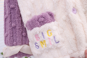 <span class=keywords><strong>Pyjama</strong></span> d'hiver en molleton de corail à la mode pour filles vêtements de maison respirants pour enfants avec ensemble de vêtements de dessin animé Cardigan - Product Image 4