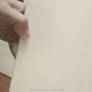 Fornitore della cina all'ingrosso 1.5mm 2mm 3mm 4mm 5mm 6mm scollatura in legno <span class=keywords><strong>di</strong></span> tiglio <span class=keywords><strong>fogli</strong></span> <span class=keywords><strong>di</strong></span> tiglio per taglio Laser modello <span class=keywords><strong>di</strong></span> giocattoli Puzzle artigianali - Product Image 2