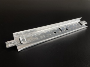 Composants de grille de plafond en acier galvanisé de conception moderne, profilés en T, métal suspendu avec peinture thermolaquée - Product Image 5