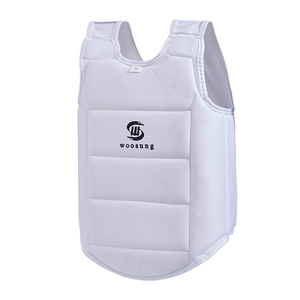 सुपर मजबूत सुरक्षा के साथ टिकाऊ और आंसू प्रतिरोधी कराटे चेस्ट गार्ड - Product Image 2