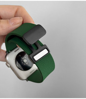 Bracelet de montre IWatch 9 en silicone à motif litchi, style estival, magnétique, sportif, doux, confortable, léger et élastique