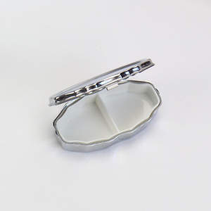 Kant Pillendoos Zilver Blanco Rhombus Metalen <span class=keywords><strong>Pil</strong></span>-Container Ovale Opbergdozen <span class=keywords><strong>2</strong></span> Compartimenten - Product Image 6