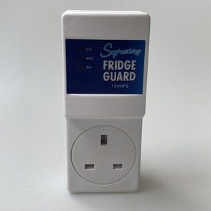 Protector de voltaje Superting Fridge Guard de 13 amperios, supresor de sobretensiones para refrigeradores, congeladores y enfriadores. - Product Image 3