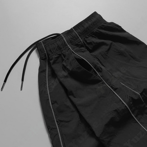 <span class=keywords><strong>Pantaloni</strong></span> Sportivi <span class=keywords><strong>in</strong></span> Nylon Personalizzati, Impermeabili e Antivento, <span class=keywords><strong>con</strong></span> Linee a Contrasto, <span class=keywords><strong>Vita</strong></span> Elastica, Vestibilità Ampia, <span class=keywords><strong>Jeans</strong></span> da <span class=keywords><strong>Uomo</strong></span> - Product Image 5