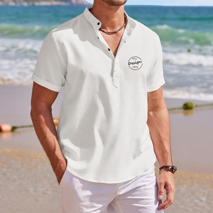 Camiseta informal holgada antiarrugas con hebilla media abierta y cuello de banda de alta calidad personalizada, camiseta de manga corta para hombre con dobladillo Curvo - Product Image 6