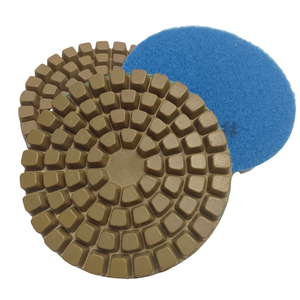 Disques de ponçage diamantés à liant résineux de 4 pouces et 8 mm d'épaisseur <span class=keywords><strong>pour</strong></span> <span class=keywords><strong>le</strong></span> polissage des sols en <span class=keywords><strong>béton</strong></span> et la rénovation de terrazzo et de pierre - Product Image 4