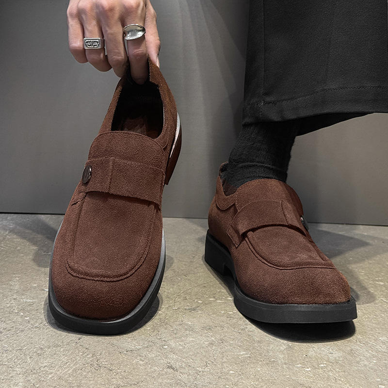 สีน้ำตาล