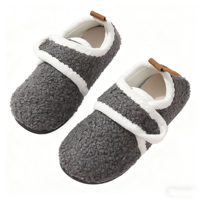 Chaussures décontractées confortables en peluche artificielle tendance de style hivernal pour hommes et femmes