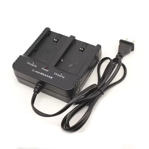 Cargador Doble Hi-target CL-4400 de 8.4V para Baterías <span class=keywords><strong>V30</strong></span> V60 F61 F66 H32 GPS BL-5000 BL-4400, Accesorios de Topografía - Product Image 1