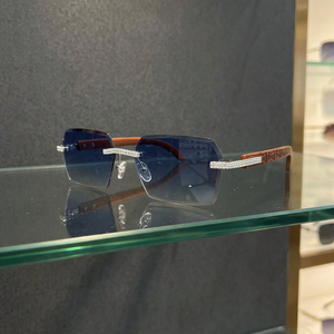 Gafas de Sol Rectangulares Sin Montura, Lentes con Degradado Azul, Detalles de Diamantes de Imitación, Unisex para Adultos, Protección Solar, Caja Incluida - Product Image 3
