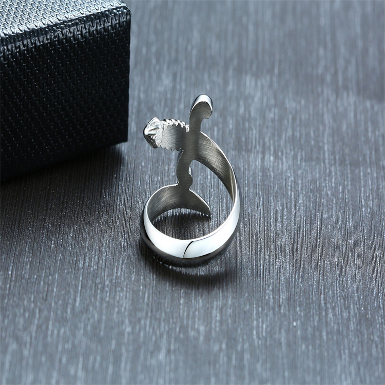 Anello da uomo in acciaio inossidabile nero e fascia centrale in carbonio