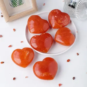 Wholesale Natural Healing Crystal Red Aventurine Love Crafts Carved Crystal Heart For Decor