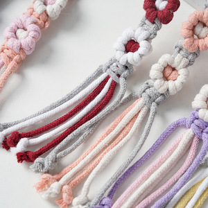 Insi Estilo nórdico hecho a mano tejido teléfono móvil cadena Margarita flor mosquetón llavero creativo bolsa colgante y colgante regalo - Product Image 4