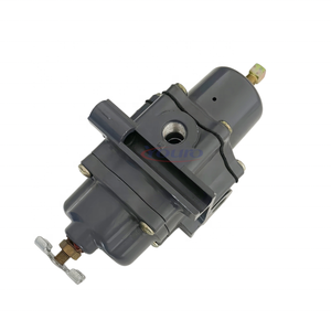 Nouveau régulateur de pression d'air compact et de haute précision avec filtre intégré 67CFR-225 en stock - Product Image 2