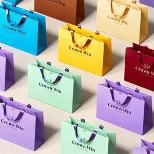 Sac cadeau promotionnel 100% biodégradable avec logo personnalisé, emballage de luxe écologique pour bougies, laminage pour anniversaire, mariage, boutique - Product Image 1