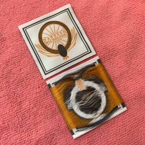 Thân thiện với môi màu xanh lá cây màu Damask áo khoác quần áo vá màu tùy chỉnh dệt nhãn cho hàng may mặc có thể giặt và kết thúc gấp - Product Image 6