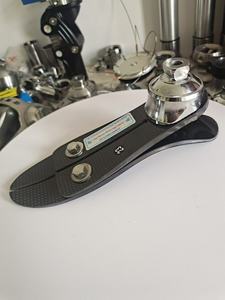 Knie Koolstofvezel Prothese Lage Enkel Kunstmatige Voetbedekking Voet Implantaat Interventioneel Materiaal Orthopedisch Knieprothetisch Been - Product Image 4