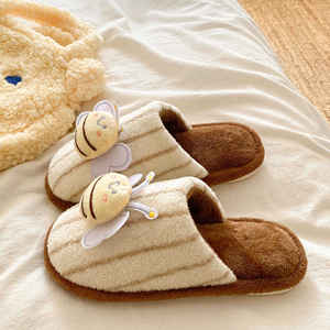 Chaussons d'hiver avec dessus en cuir véritable et doublure en coton, motif patchwork d'abeilles mignonnes - Confort et style pour la maison - Product Image 6