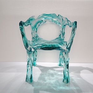 Chaise en résine artistique transparente, modèle Guangdong 1, pour hôtel/villa, salon/salle à manger, avec dossier et accoudoirs, design original - Product Image 3