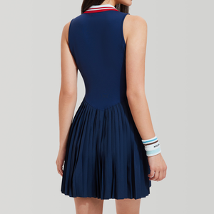 Robe d'entraînement athlétique sans manches pour femme avec short et poches Robe de golf et de tennis respirante avec position du logo sur le devant de la taille - Product Image 3